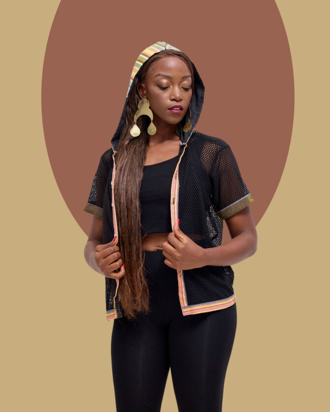 LIMAU Meshed Top with Hoodie - Afbeelding 6